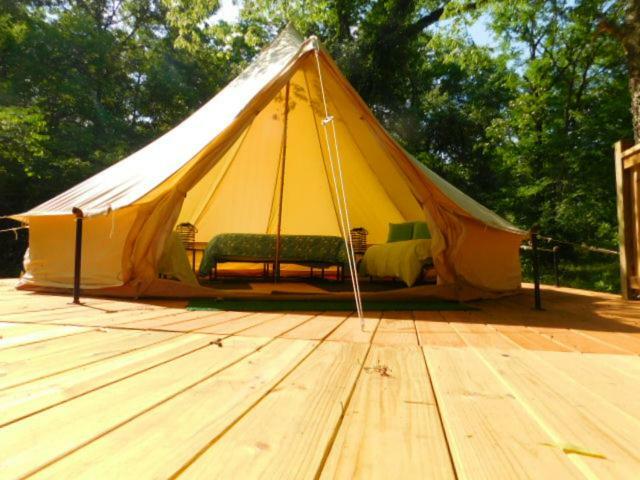 Glampin' In Style-Broken Bow Hotel Bagian luar foto